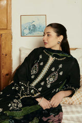 Zara shajahan 3pc Winter Embroidered shirt sleeve and Printed Woolen Shawl 689-IN